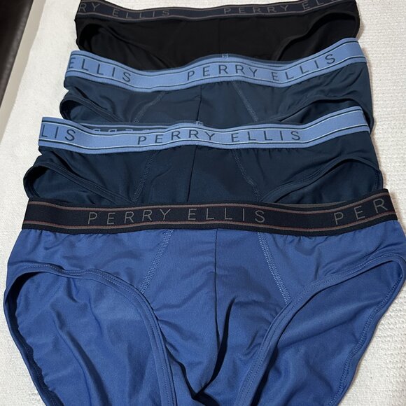 Men's Perry Ellis Briefs Size M NWOT 4 Pack - Picture 1 of 2